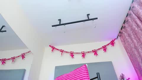 scarlet_hit online show from March 1, 7:12 am