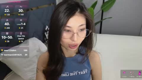 scarlet_ice online show from March 4, 7:27 am