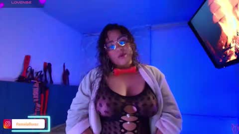 Snapshot of scarlet_queen__ chatting on October 10, 3:34 am Scarlet online show from October 10, 3:34 am