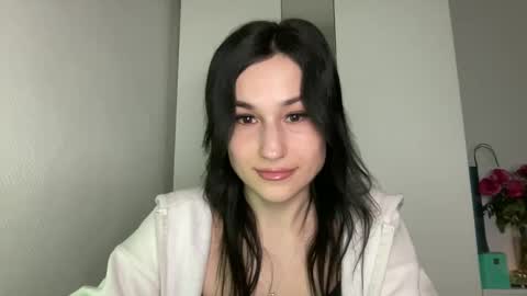 scarletbliss_ online show from February 28, 8:18 pm