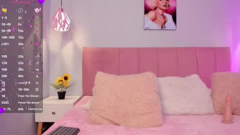 Scarlet  online show from February 26, 7:34 am