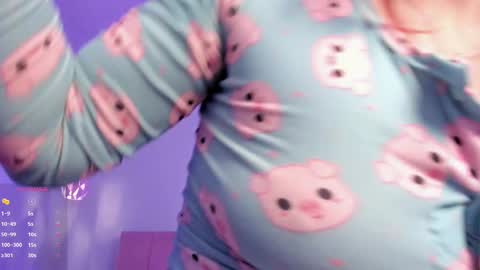 Scarlet  online show from October 11, 6:51 am