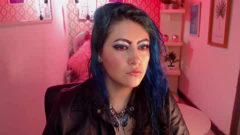 Snapshot of scarleth_bluee chatting on September 15, 2:13 am Scarleth online show from September 15, 2:13 am