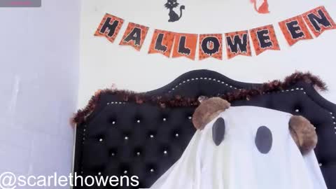 Snapshot of scarleth_owens1 chatting on October 26, 9:10 am    online show from October 26, 9:10 am