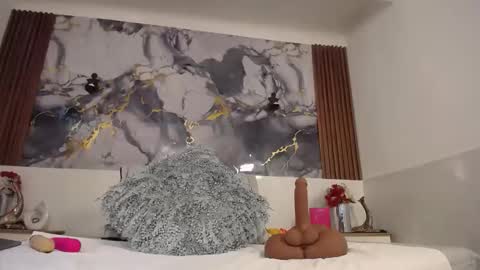 Scarleth online show from March 19, 3:50 pm