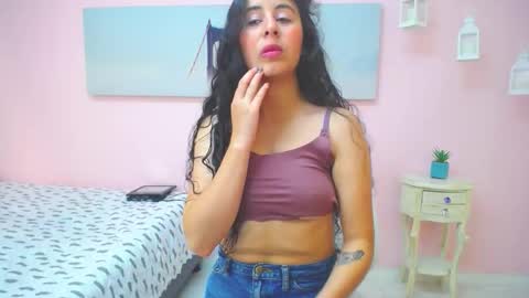 Scarlett online show from February 1, 1:52 pm