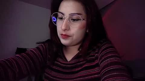 Snapshot of scarlett_sen chatting on September 15, 2:18 pm Mistress Scarlett online show from September 15, 2:18 pm