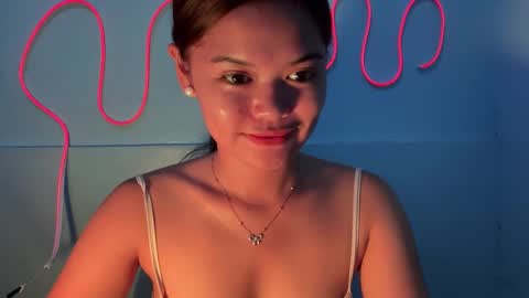 Snapshot of scarlett_snow0 chatting on October 5, 9:40 am Scarlett online show from October 5, 9:40 am