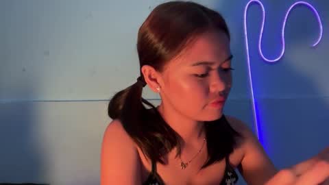 Snapshot of scarlett_snow0 chatting on October 16, 10:19 pm Scarlett online show from October 16, 10:19 pm