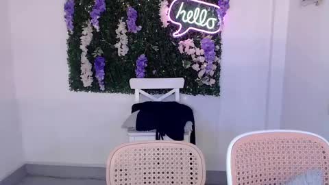 Snapshot of scarlett_sofia69 chatting on February 8, 8:31 am online show from February 8, 8:31 am