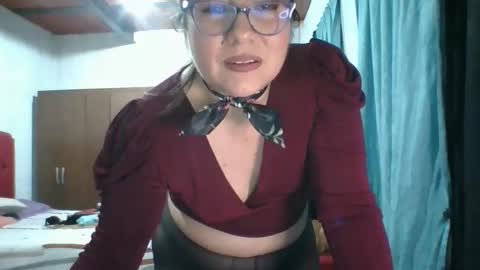 scarlett_widow online show from October 3, 3:26 am