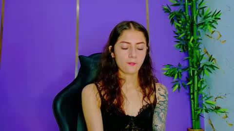 Scarlet online show from September 28, 2:20 am