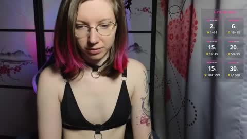 Snapshot of scarlettsrose chatting on March 6, 7:32 pm Scarlett online show from March 6, 7:32 pm