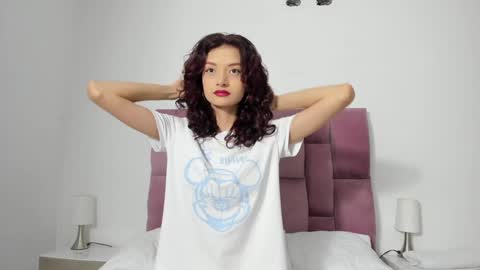 Snapshot of scarlettt_moon chatting on January 7, 11:58 am scarlettt_moon online show from January 7, 11:58 am