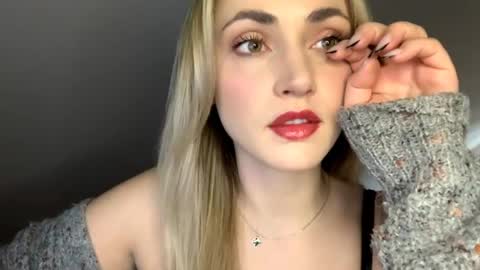 ScarlettxBlonde online show from May 6, 6:41 am