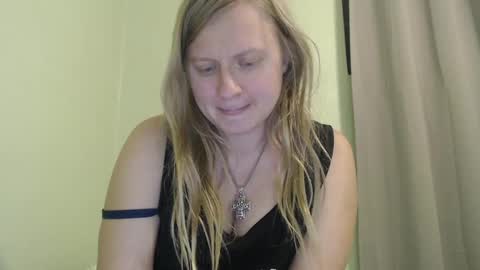Snapshot of scartit chatting on September 13, 6:05 am ScarTit Bernhard online show from September 13, 6:05 am