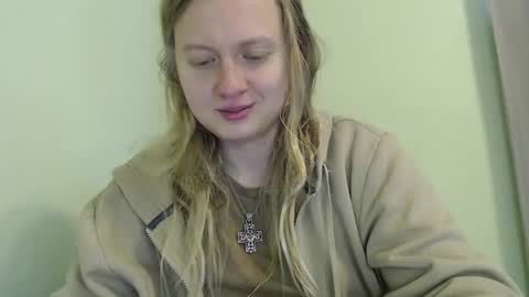 Snapshot of scartit chatting on October 2, 7:23 pm ScarTit Bernhard online show from October 2, 7:23 pm