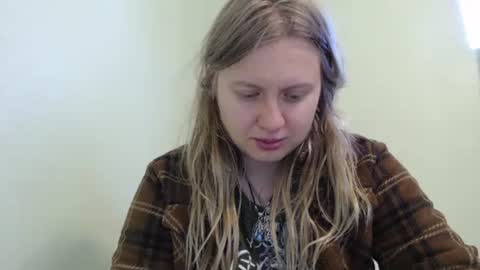 Snapshot of scartit chatting on October 19, 5:17 pm ScarTit Bernhard online show from October 19, 5:17 pm