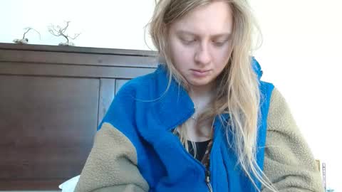 Snapshot of scartit chatting on February 18, 5:09 pm ScarTit Bernhard online show from February 18, 5:09 pm