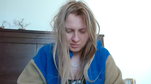 Snapshot of scartit chatting on February 17, 12:21 am ScarTit Bernhard online show from February 17, 12:21 am