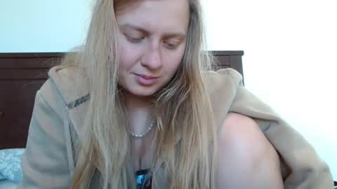 Snapshot of scartit chatting on March 3, 10:52 pm ScarTit Bernhard online show from March 3, 10:52 pm