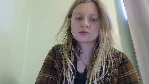 Snapshot of scartit chatting on September 29, 6:18 pm ScarTit Bernhard online show from September 29, 6:18 pm