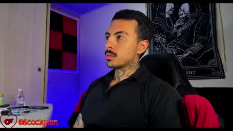 Alejandro help me to reach 200 thumps up online show from October 25, 10:58 am