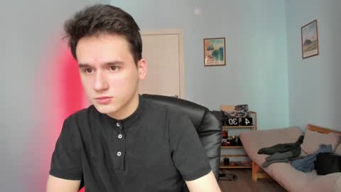 Thomas brunette and Alex blond online show from February 6, 9:22 am