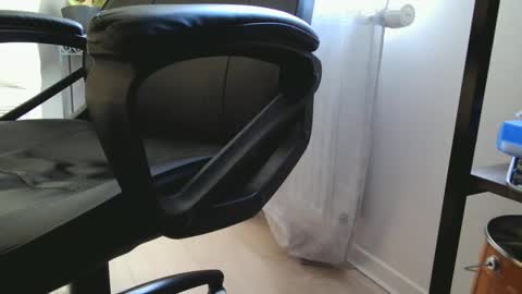 z1cpl38 online show from March 31, 12:38 pm