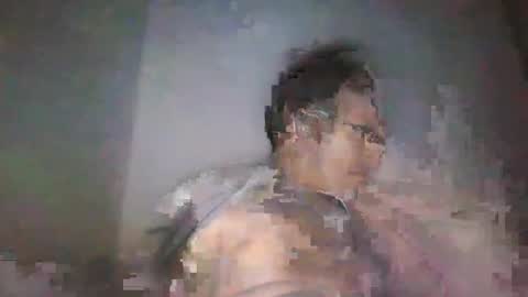 Snapshot of scotchwhieskie chatting on December 9, 12:23 am scotchwhieskie online show from December 9, 12:23 am