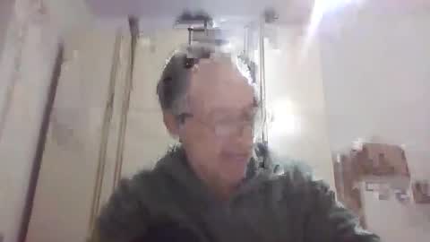 Snapshot of scotchwhieskie chatting on October 15, 6:20 pm scotchwhieskie online show from October 15, 6:20 pm