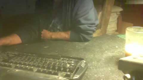 scotsman_62 online show from December 4, 2:44 am