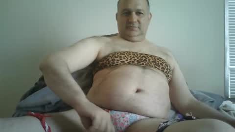 Snapshot of scottforfuhn chatting on September 17, 3:37 pm scottforfuhn online show from September 17, 3:37 pm