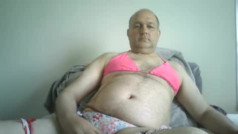 Snapshot of scottforfuhn chatting on September 22, 4:44 pm scottforfuhn online show from September 22, 4:44 pm