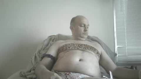Snapshot of scottforfuhn chatting on February 18, 3:41 pm scottforfuhn online show from February 18, 3:41 pm