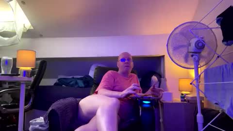 Snapshot of scottk202 chatting on September 20, 12:30 pm scottk202 online show from September 20, 12:30 pm