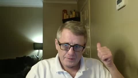 Snapshot of scottsman214 chatting on January 18, 6:43 pm James online show from January 18, 6:43 pm