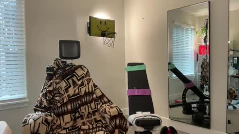 Scotty online show from December 1, 4:27 pm