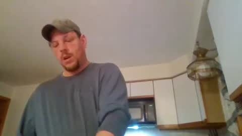 scottydoesntknow0 online show from February 21, 2:47 am