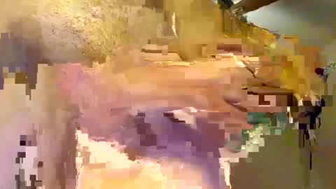 scroey online show from February 15, 6:33 pm