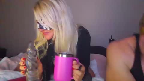 SDBeachfreaks online show from October 15, 5:11 am