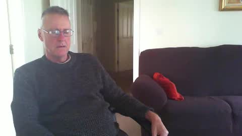 Snapshot of seakrait chatting on January 4, 9:43 am seakrait online show from January 4, 9:43 am