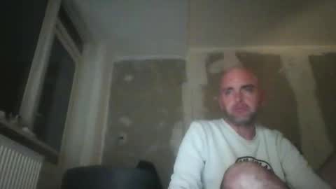 Sean online show from April 7, 2:35 am