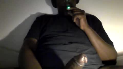 Idris online show from November 25, 1:37 am