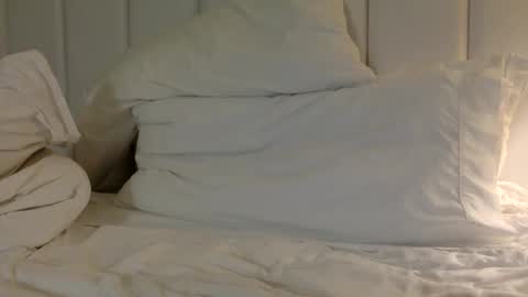 dick online show from December 6, 5:25 am