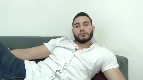 seank_noszka online show from February 25, 5:19 pm