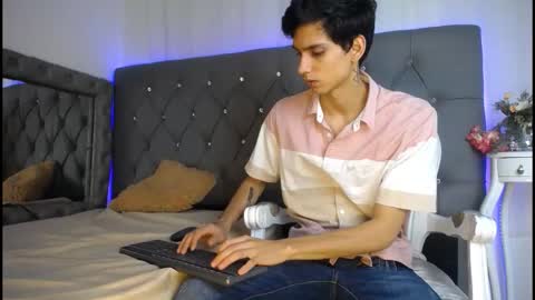 Snapshot of sebalexis7 chatting on October 21, 3:22 am sebalexis7 online show from October 21, 3:22 am