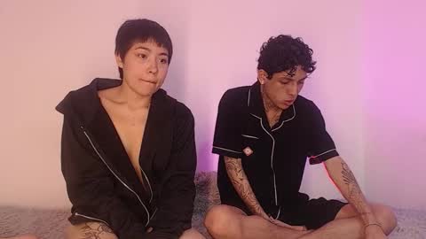 Snapshot of sebas_and_mila chatting on October 20, 9:14 am CAMILA Y SEBASTIAN online show from October 20, 9:14 am