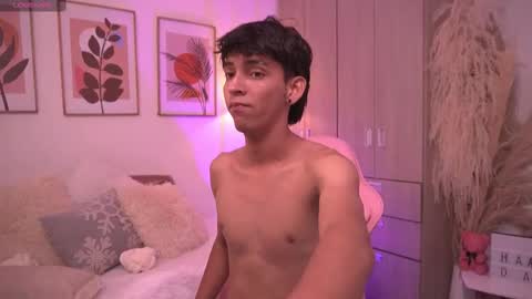 Sebastian Alvarez online show from December 17, 3:35 am