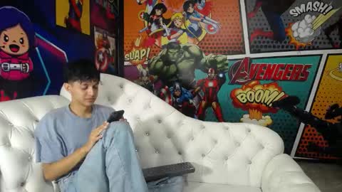 Snapshot of sebas_cat chatting on September 30, 12:32 am Sebastian Alvarez online show from September 30, 12:32 am